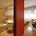Alexandra 3*
