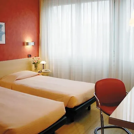 Hotel Alexandra 3*